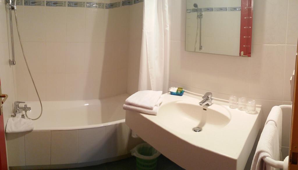 Logis Le Relais De Vacherauville Zewnętrze zdjęcie